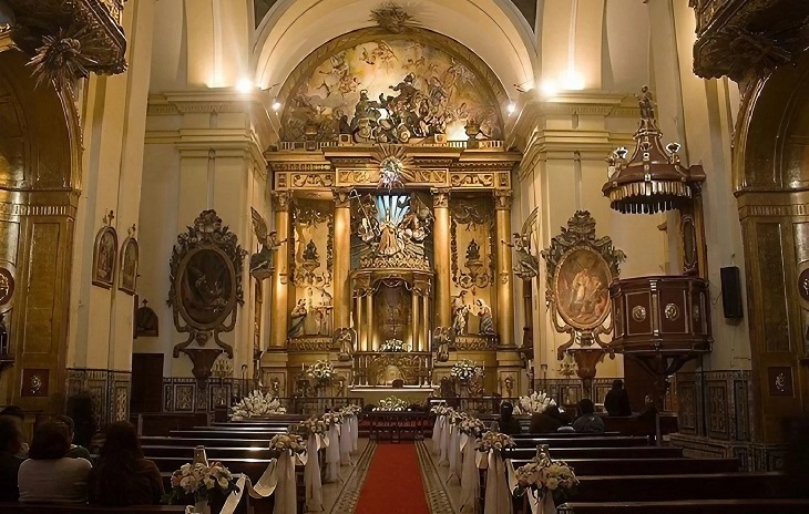 9. Parroquia El Sagrario de Lima (Centro de Lima):