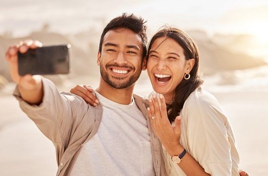 Bodas 2024: ¡Lo último en tendencias de anillos de compromiso y pedidas